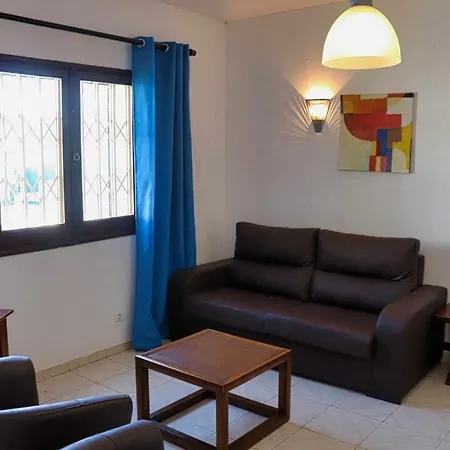 Villa Altis 64 Privat Pool Garden Snooker Bbq Privacy Albufeira